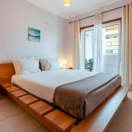 Bright 1 Bdr Flat With Pool & Balcony By Lovelystay * ポルティマン